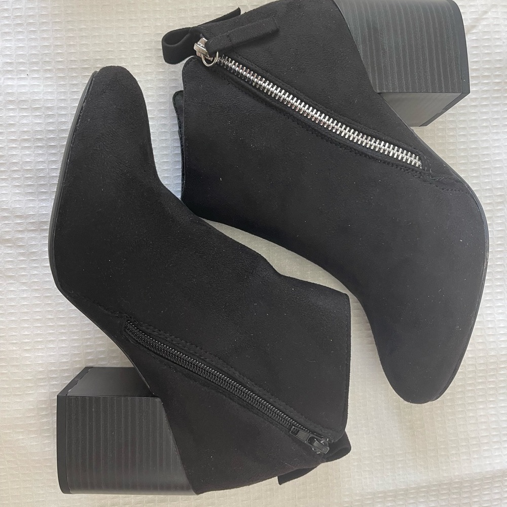Booties - Picture 6 of 6